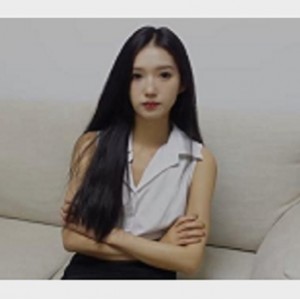 知名模特灵灵自拍作品26分钟高清无水印下载观看