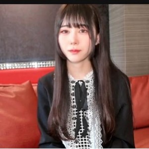 希娜酱美颜版小脸蛋特写道具秀，身材超一流DP棒棒糖FC2PPV4477357