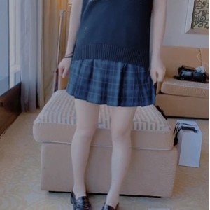 百度云永链900MB服HhBobbi最新合集1V900M，精彩内容尽在其中