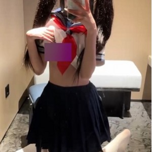 微博呆呆兽私拍作品合集88部70G超甜美